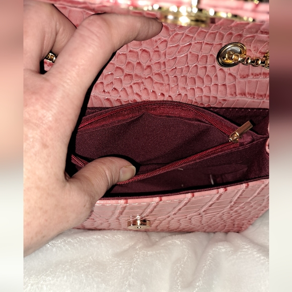 NWT Patent Leather Croc Convertible Bag - Picture 13 of 15